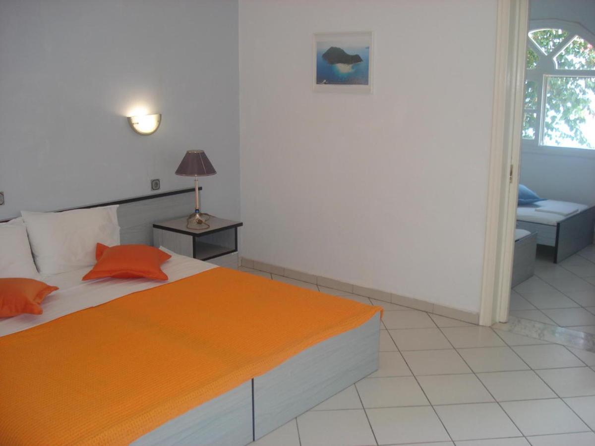 Dolphin Apartments Parga Exterior photo