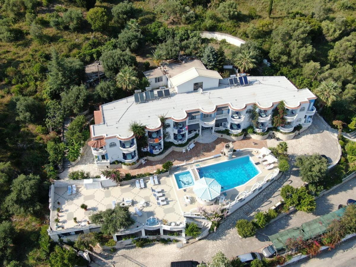 Dolphin Apartments Parga Exterior photo